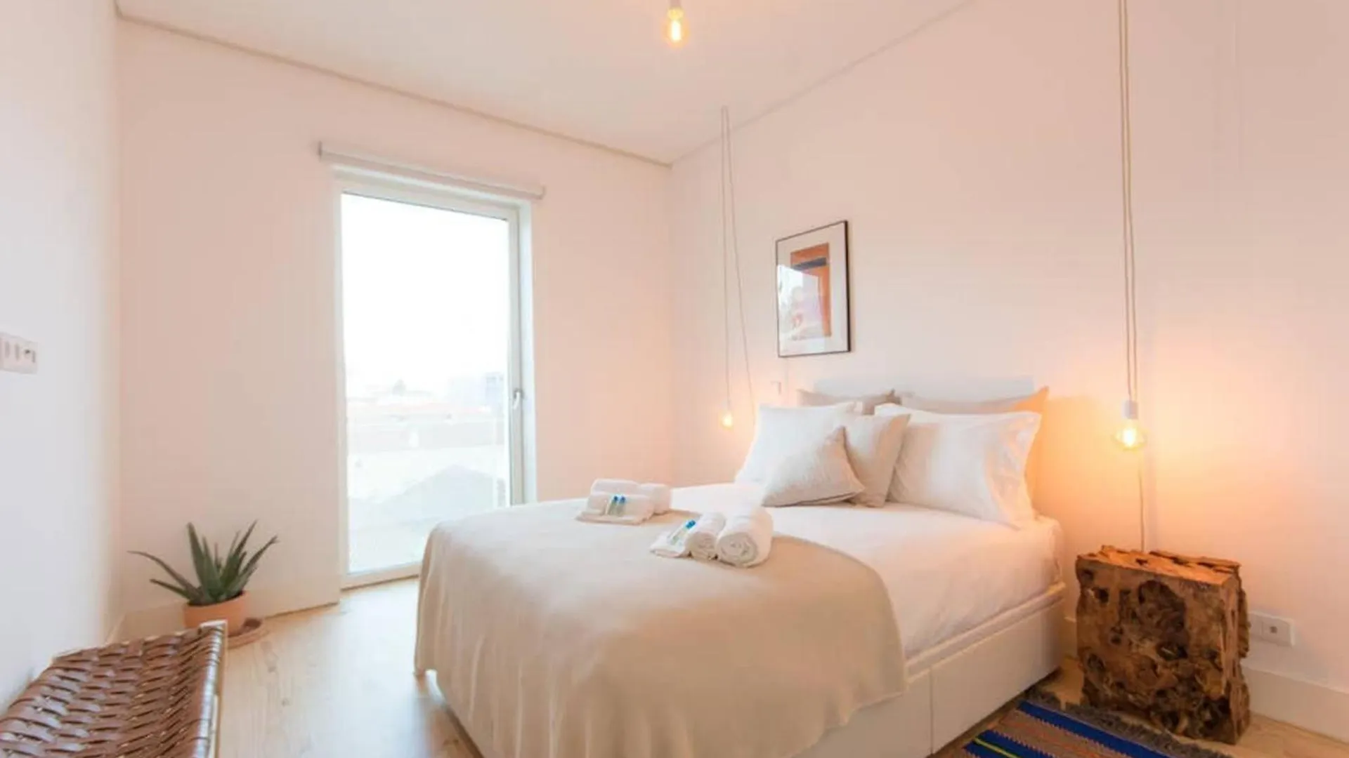 Wave Of Light In Lisbon By Innkeeper