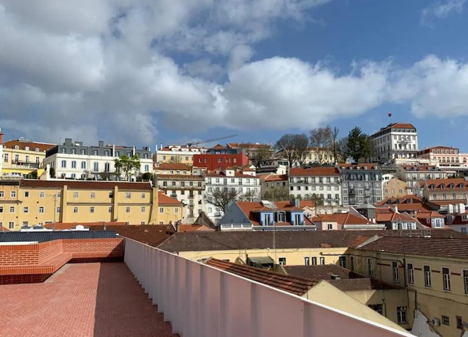 Wave Of Light In Lisbon By Innkeeper 公寓